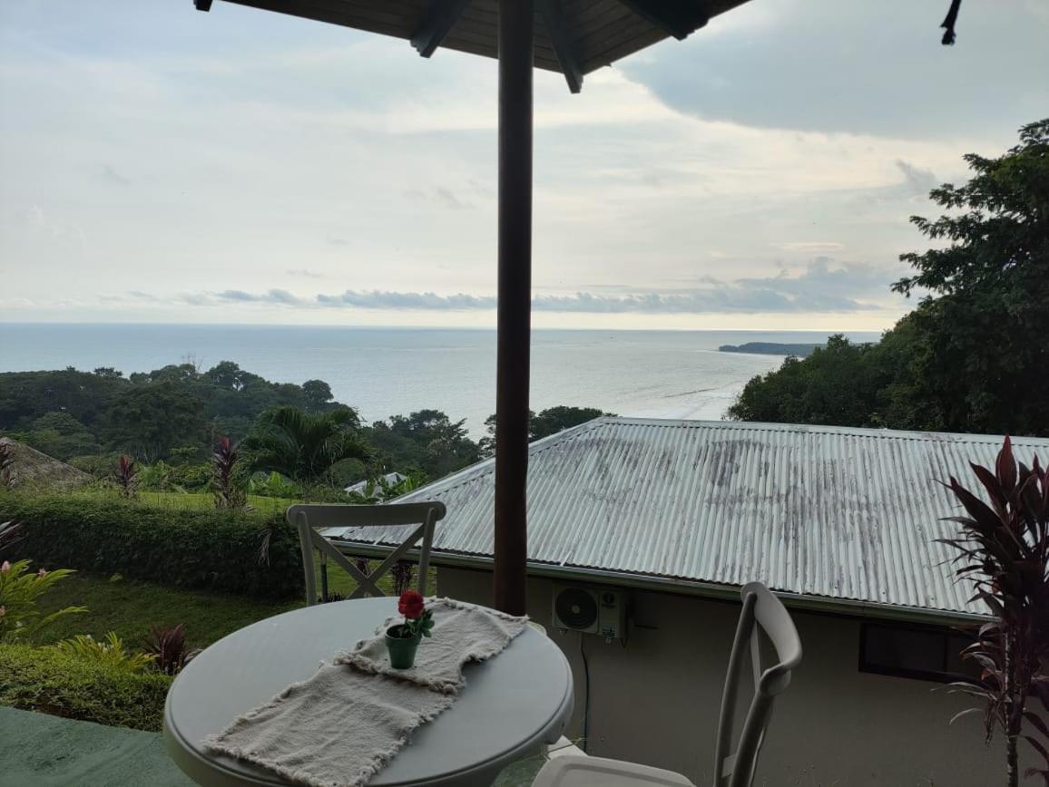 Ballena Paraiso Lodge Uvita Exterior photo