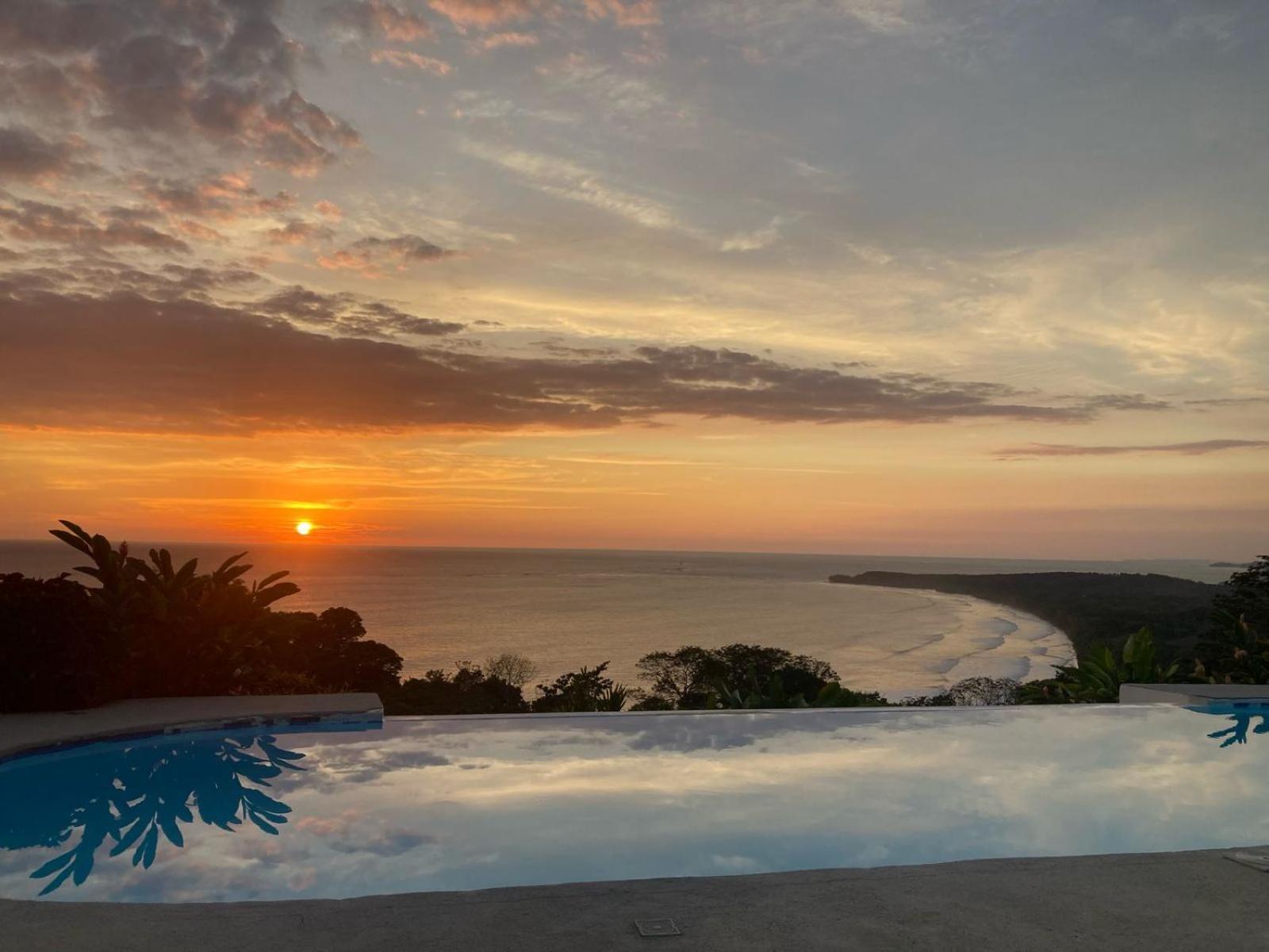 Ballena Paraiso Lodge Uvita Exterior photo